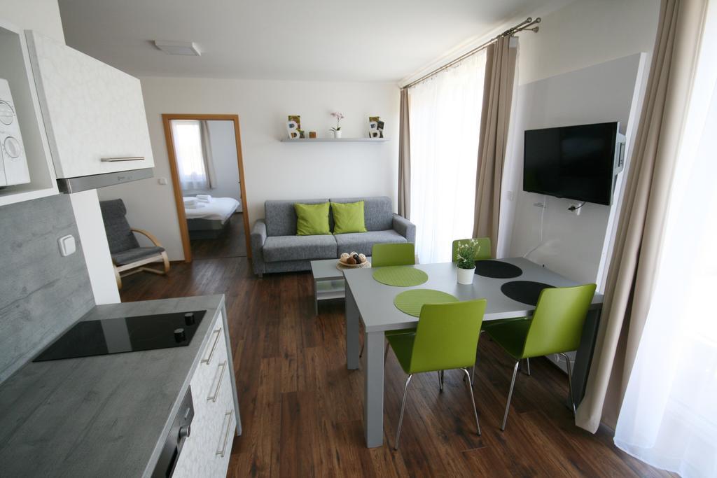 Apartmany Apollon Resort เลดนิตเซ ภายนอก รูปภาพ