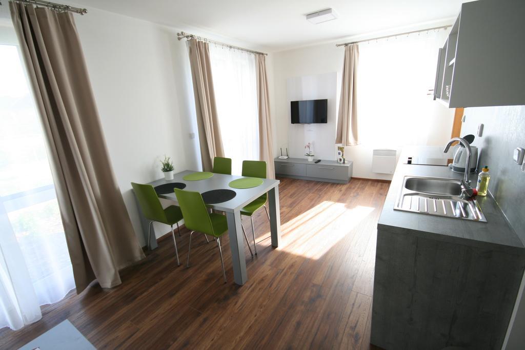 Apartmany Apollon Resort เลดนิตเซ ภายนอก รูปภาพ